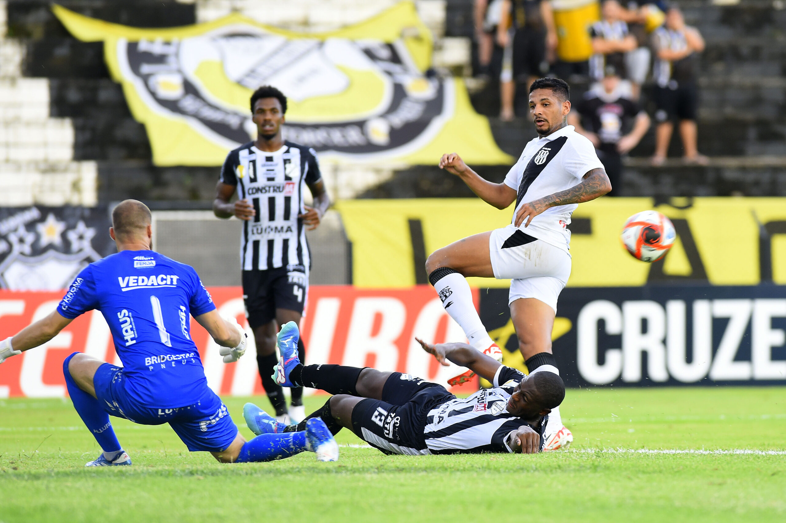 Ponte Preta empata pela terceira partida consecutiva