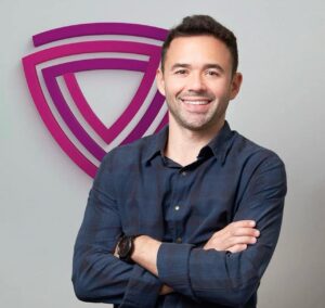 Vega Sports assume gestão de futebol do Cosmopolitano