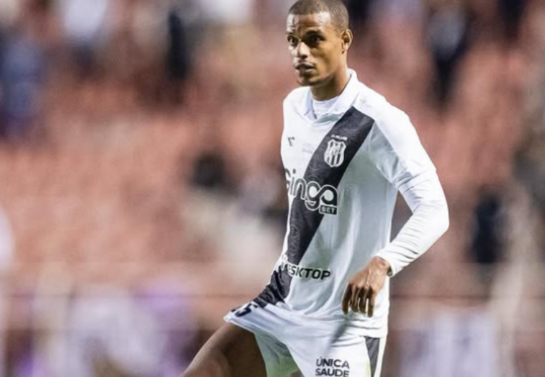 Lucas Cândido destaca força coletiva da Ponte Preta e foco no acesso à Série B