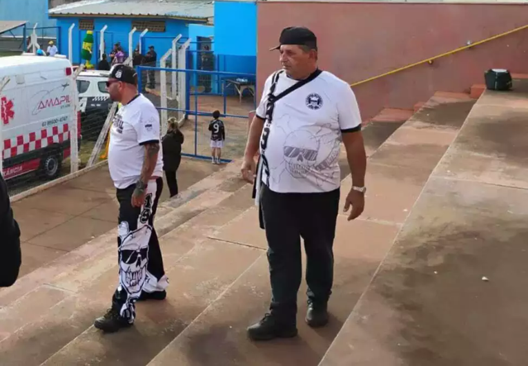 Torcedores da Inter de Limeira encararam 900 km para apoiar o time em MS