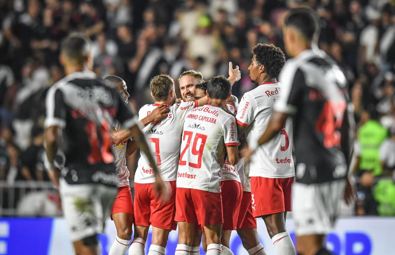 RB Bragantino amplia tabu diante do Vasco após vitória em São Januário