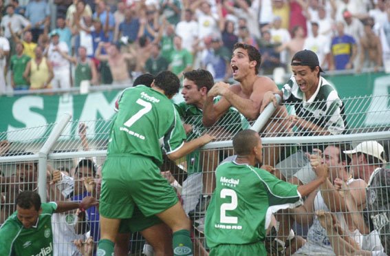 Simão, ex-lateral do Guarani e hoje treinador da base da Hyper Campinas, relembra dérbi de 2003 e manda recado antes do clássico