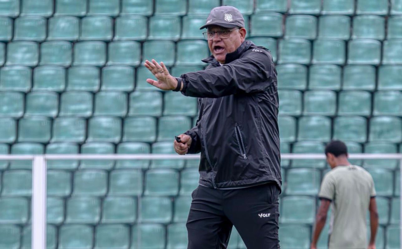 Waguinho Dias consolida status de “Rei das Finais” e busca novo título com o Figueirense