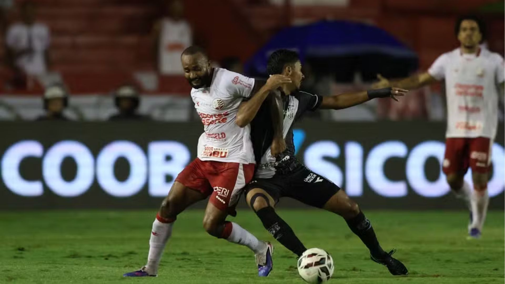Crise fora de campo expõe o tamanho do problema vivido pela Ponte Preta