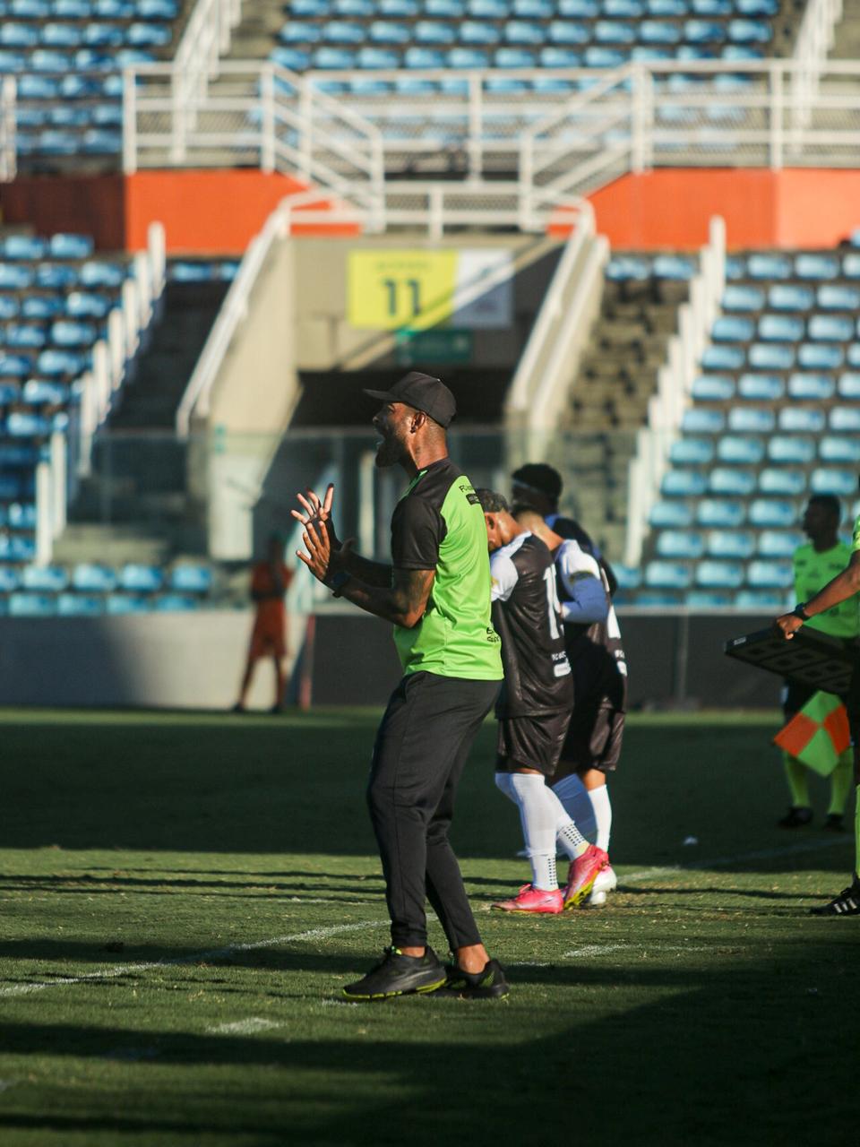 Ferreira comanda o FC Acopiara em playoff decisivo por acesso no Cearense Série C