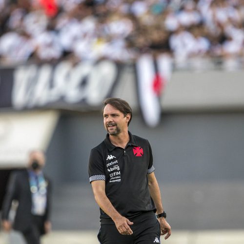 Guarani encaminha contratação do técnico Maurício Souza