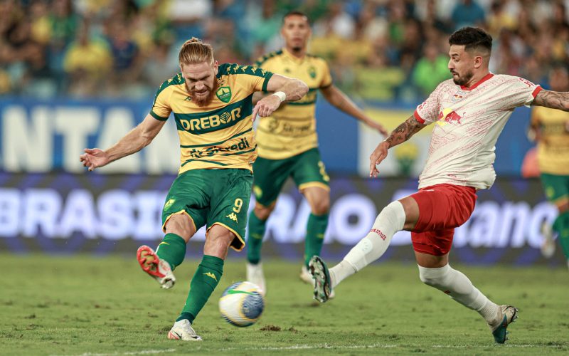 Red Bull Bragantino acerta a contratação do atacante Isidro Pittta