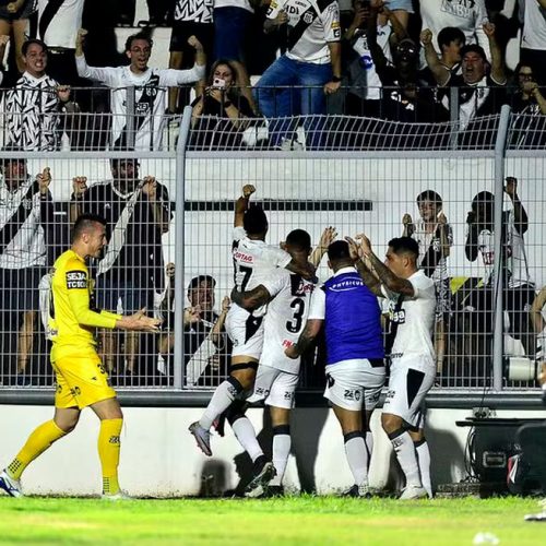 Ponte Preta garante vaga na Série B de 2026 após tropeço do Guarani