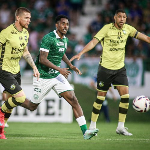 Guarani e Figueirense fazem duelo dos desesperados na Série C