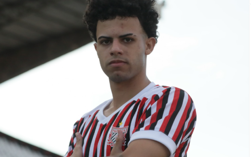 Ex-Corinthians é apresentado como novo reforço do Paulista de Jundiaí
