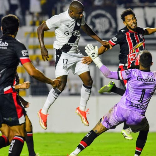 Ponte Preta define duelo contra Anápolis no primeiro tempo e segue invicta na Série C. Foto: Júlio César Costa/PontePress