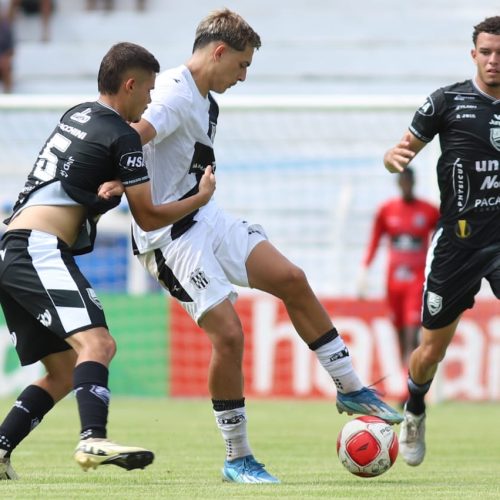 Ponte Preta vence e avança na Copinha