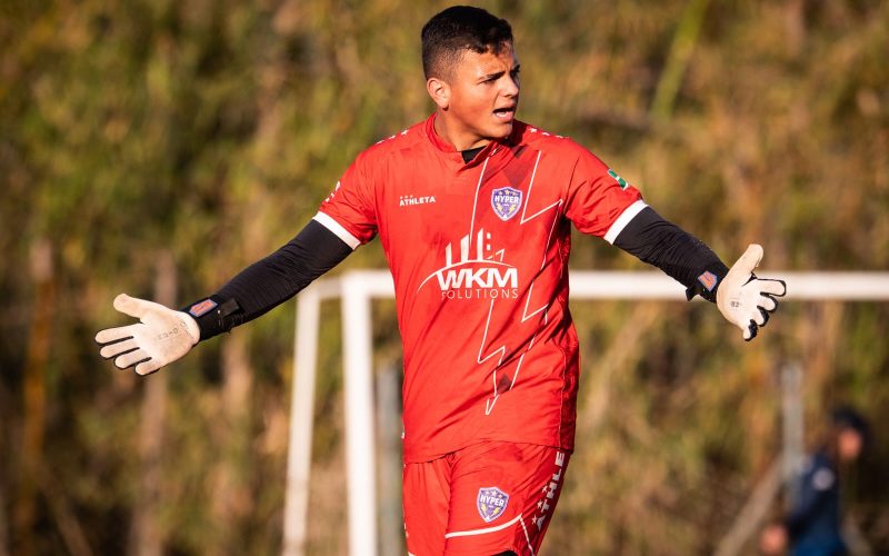 Júlio Cesar: Da infância nos Meninos da Vila ao crescimento como goleiro do Hyper Sub-15