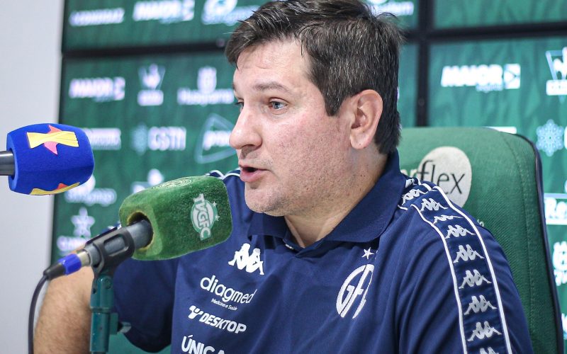 Técnico do Guarani alcança marca histórica no clube após seis anos
