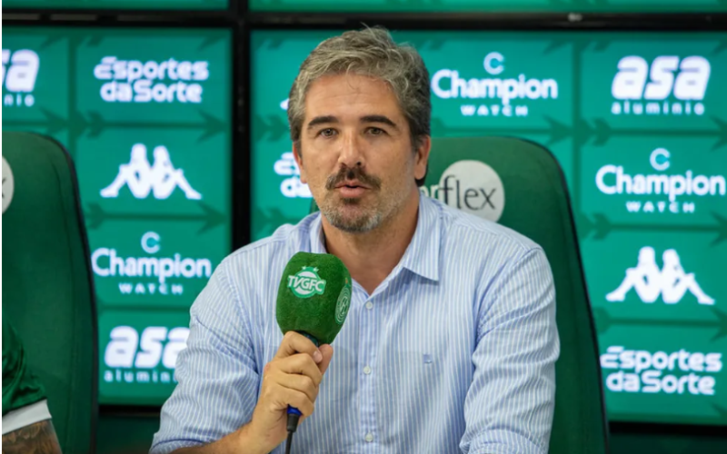 Guarani faz mudanças no departamento de futebol e demite Rodrigo Pastana após início ruim na Série C