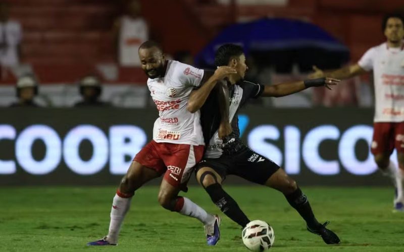 Crise fora de campo expõe o tamanho do problema vivido pela Ponte Preta