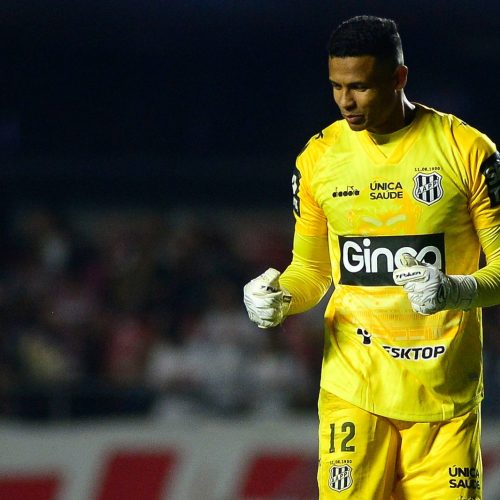 Ponte Preta inicia montagem do elenco para 2026 e negocia permanência de Diogo Silva e Saimon
