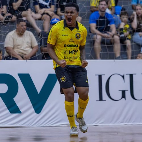 Pulo Futsal embala no Paulista, vence o Guarulhense fora de casa e conquista terceira vitória consecutiva